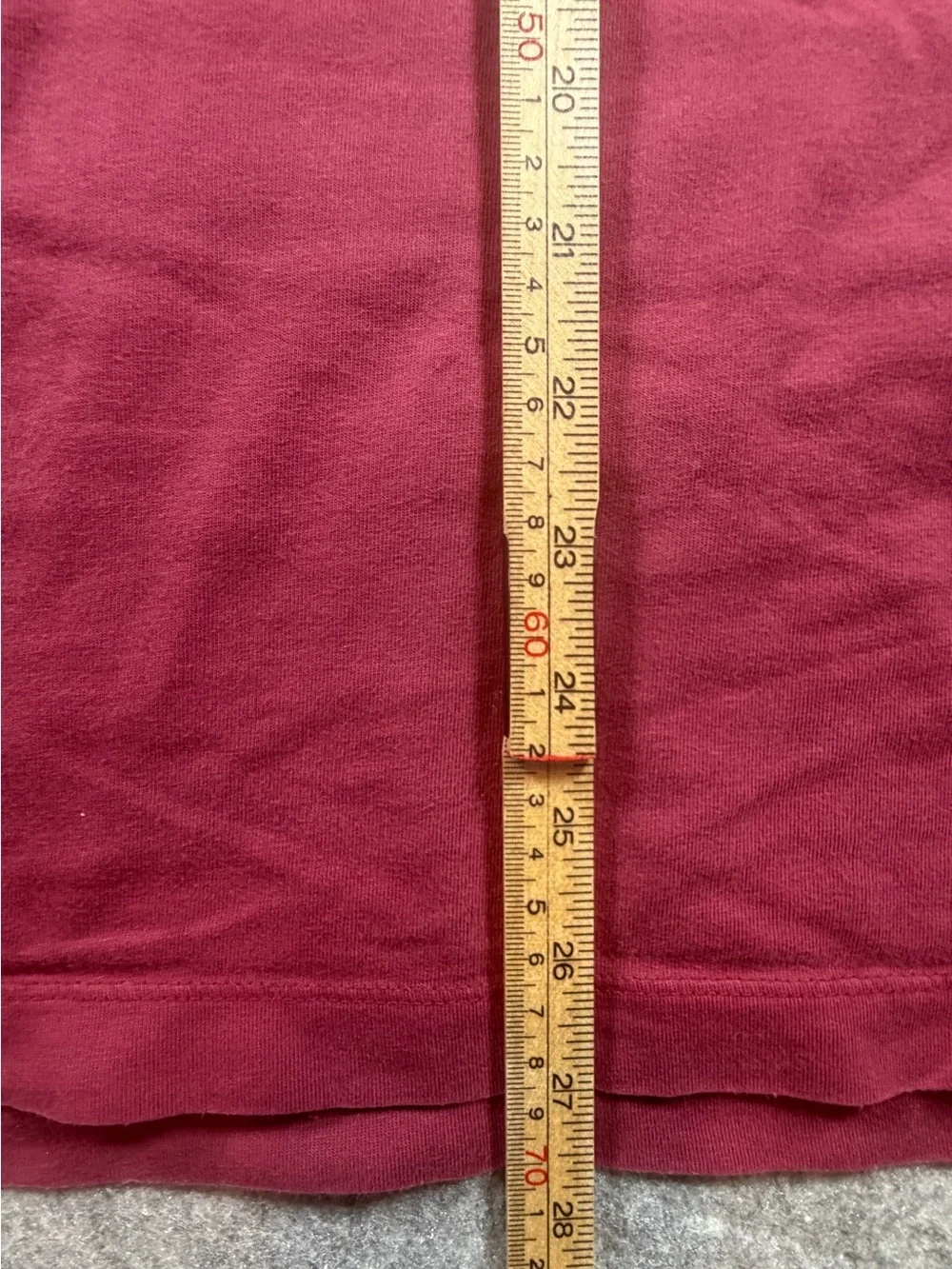 Banana Republic Men's Short Sleeve L Supima Cotton Pocket Tee in Burgundy